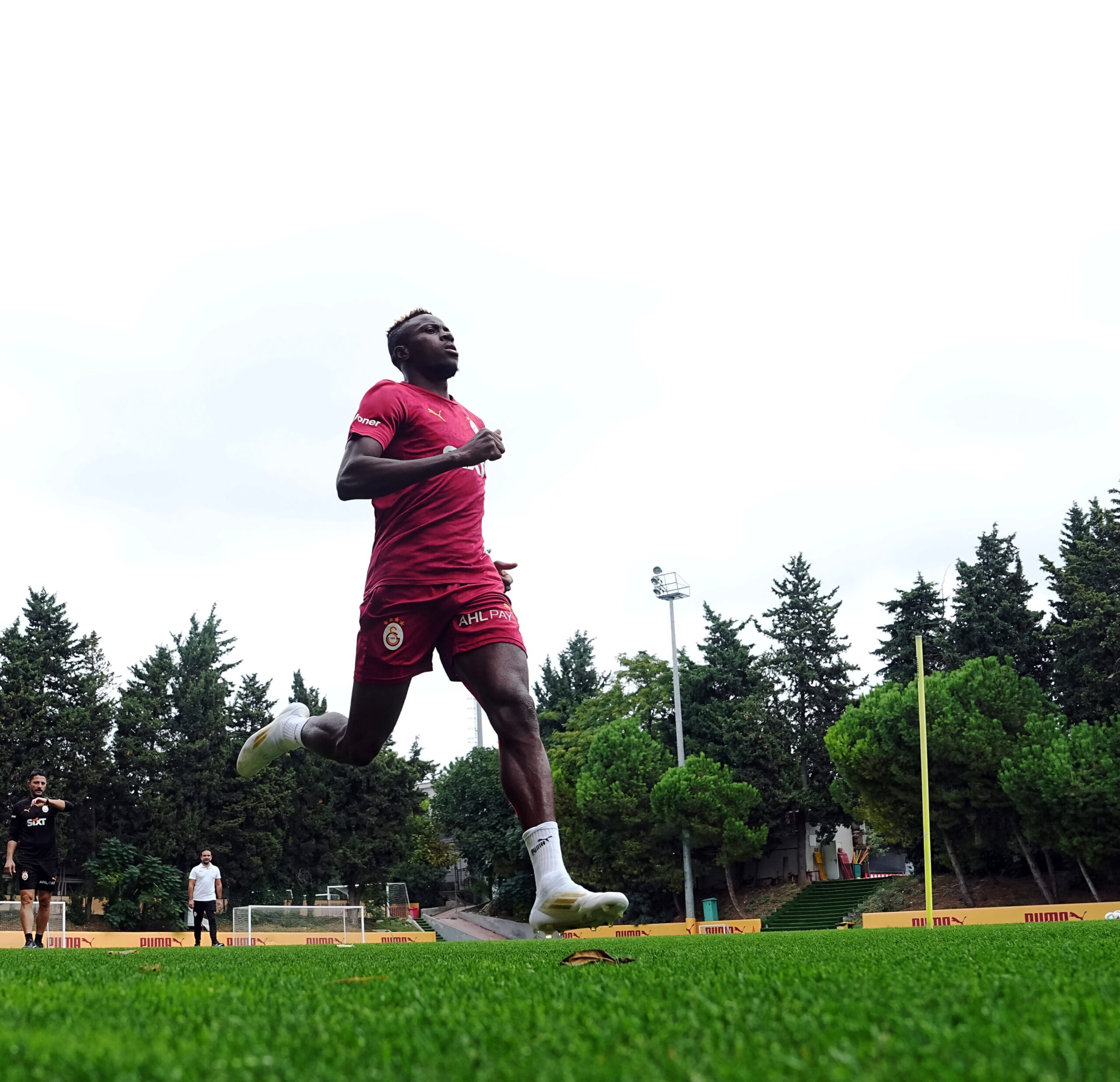 Naples répond à l’offre de Galatasaray de recruter Victor Osimhen