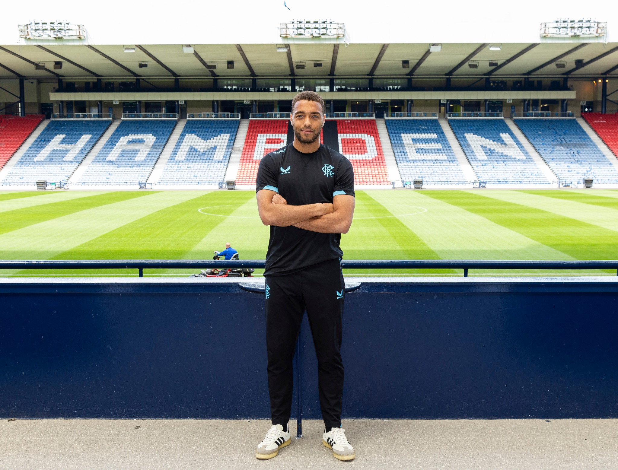 Rangers reject opening bid for Cyriel Dessers