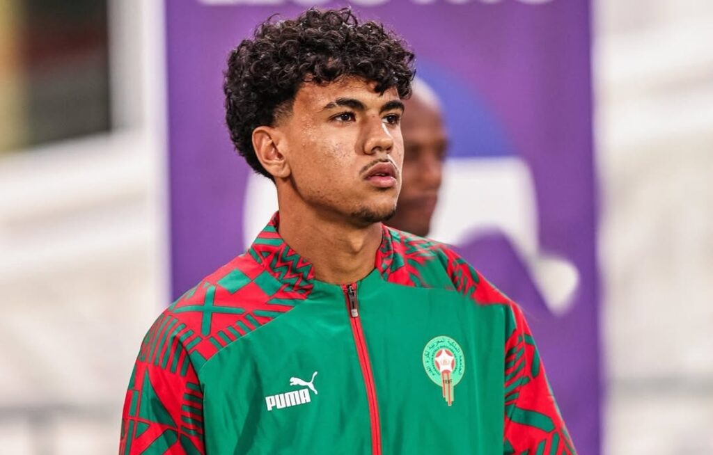 Everton consider signing Adam Aznou