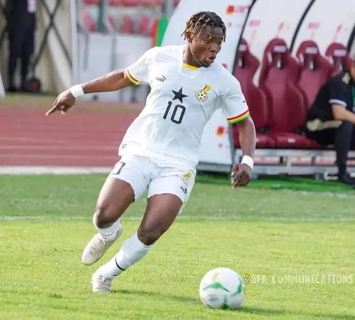 Fatawu Issahaku: Injured Ghana star rallies support ahead of World Cup qualifiers