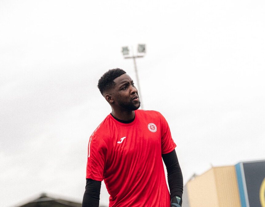 Senegalese keeper Bingourou Kamara linked with FC Lorient