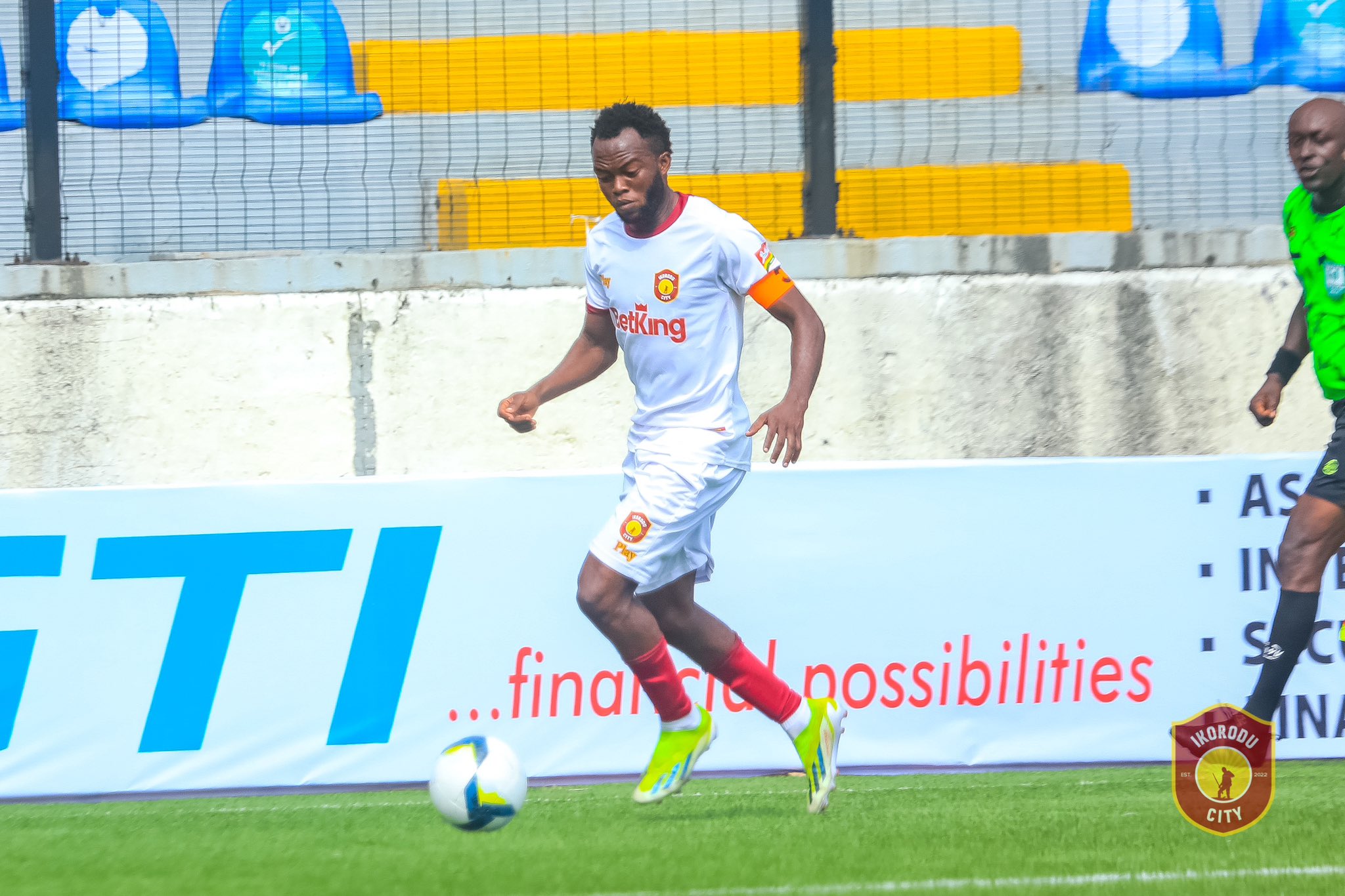 Ikorodu City captain Waliu Ojetoye joins Israeli top flight side Hapoel Jerusalem