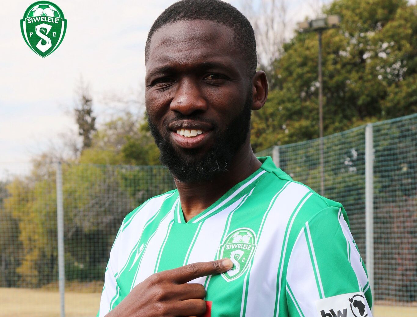 Siwelele FC unveil four players, including Buhle Mkhwanazi