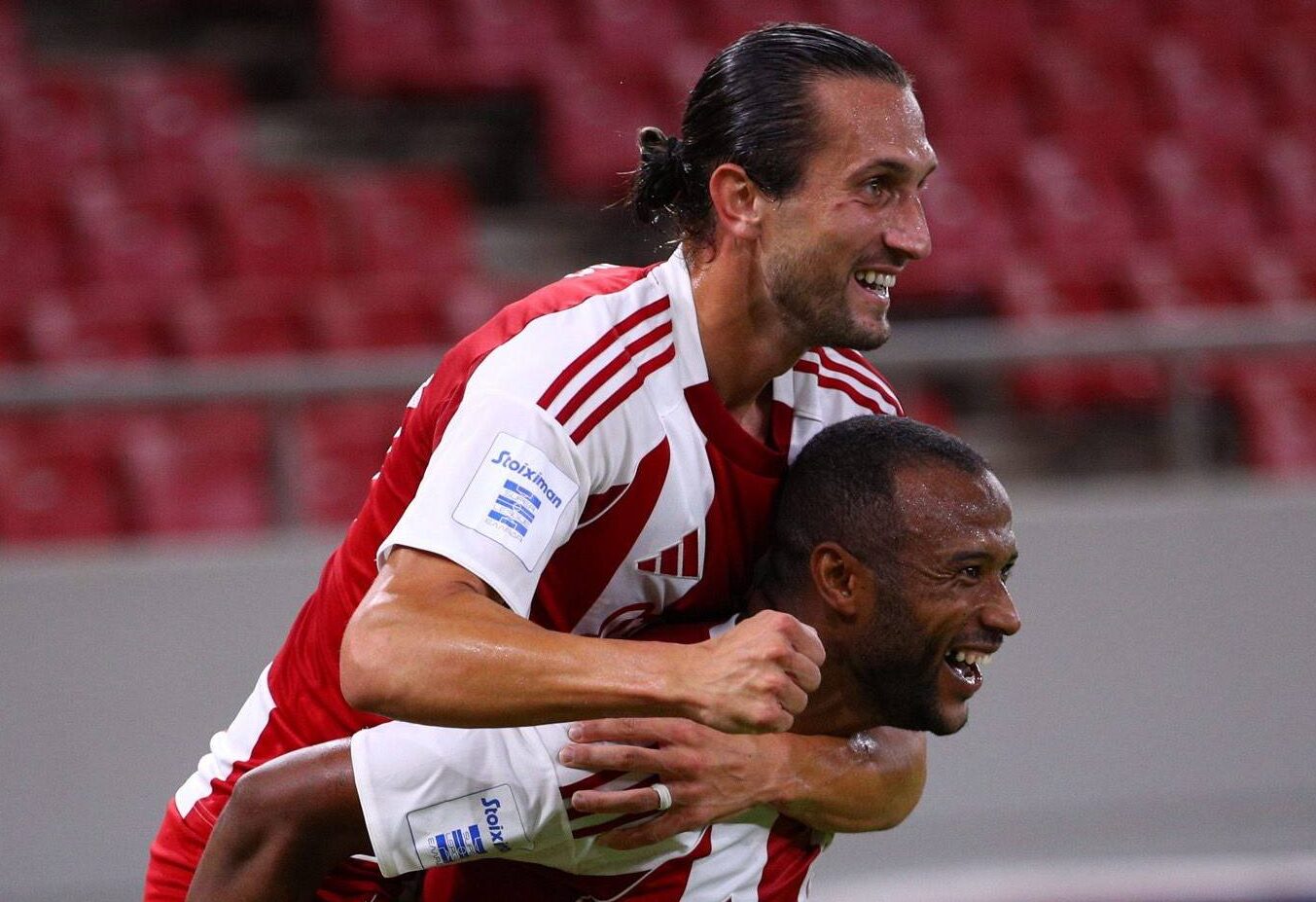 Africans abroad: El Kaabi fire Olympiacos to victory, Sinayoko’s Auxerre fall to Nice