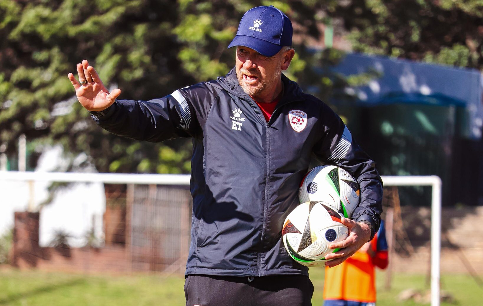 Tinkler frustrated by Sekhukhune’s defensive lapses in MTN8 win