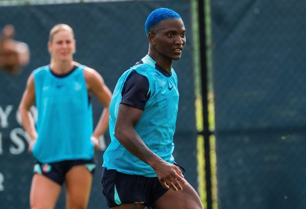 Ballon d’Or nominee Temwa Chawinga keeps Kansas City Current top