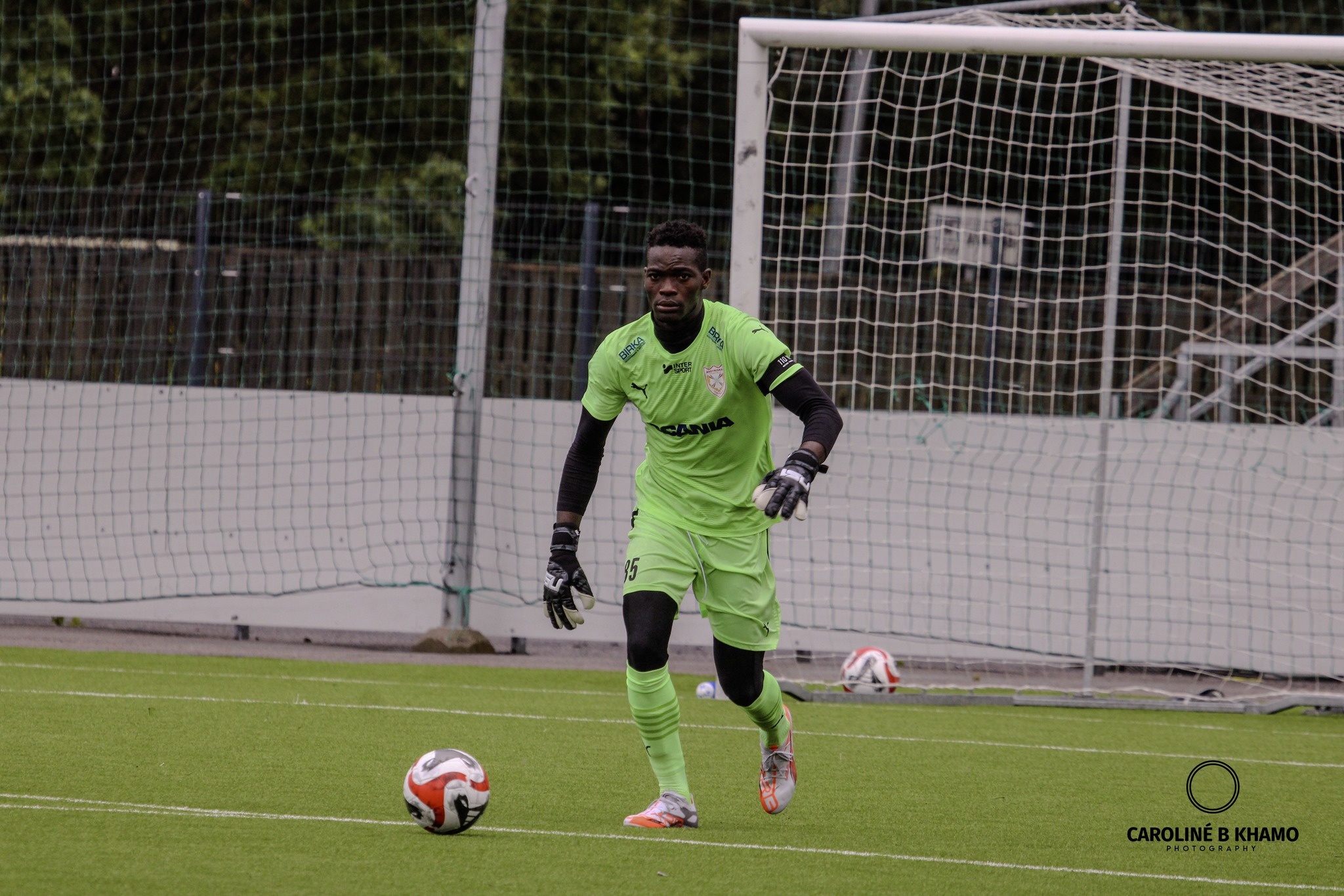 Assyriska FF secures future of Nigerian goalkeeper Kingdom Osayi