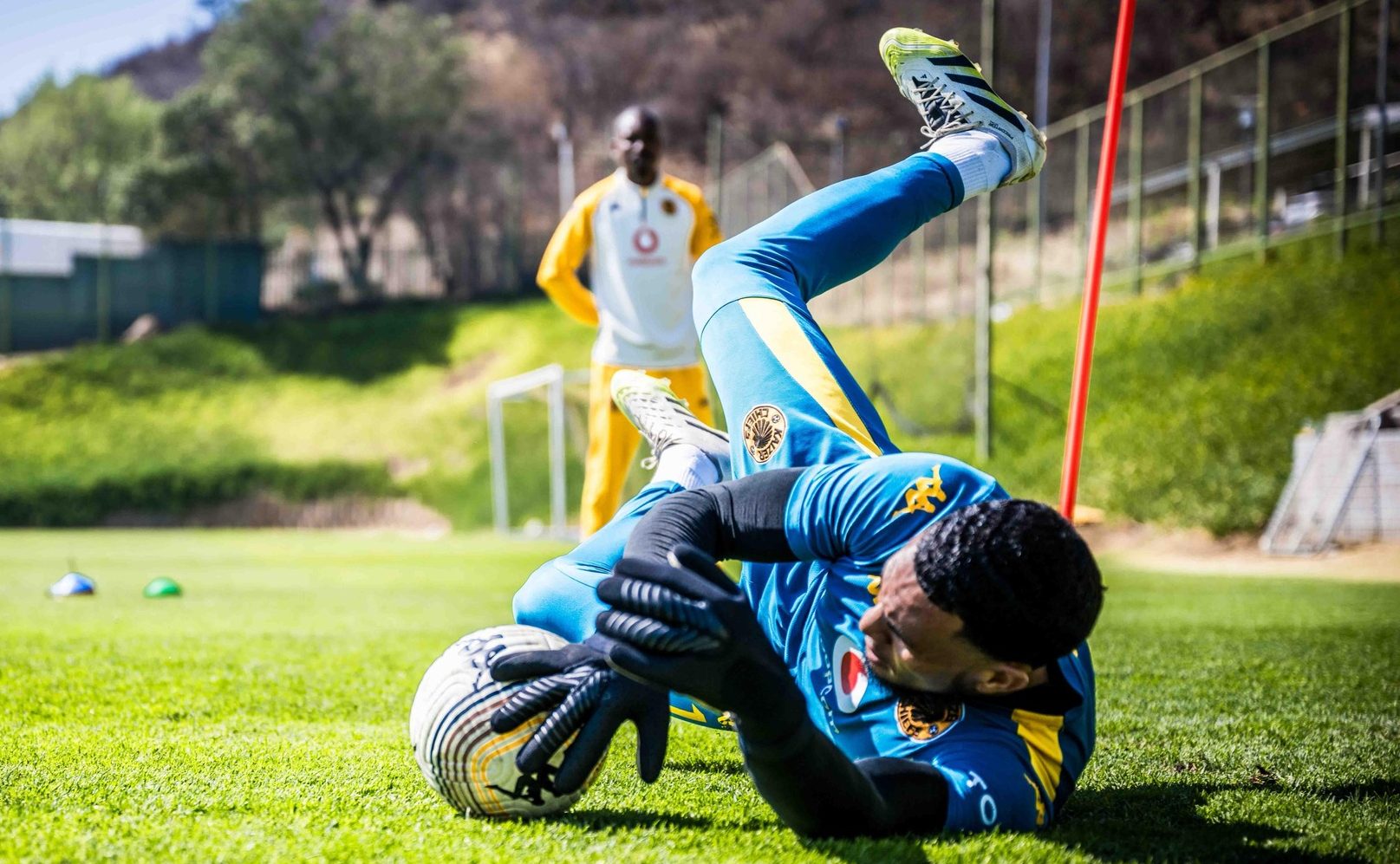 ‘Khune’s record Kaizer Chiefs’ keeper takes into Golden Arrows game