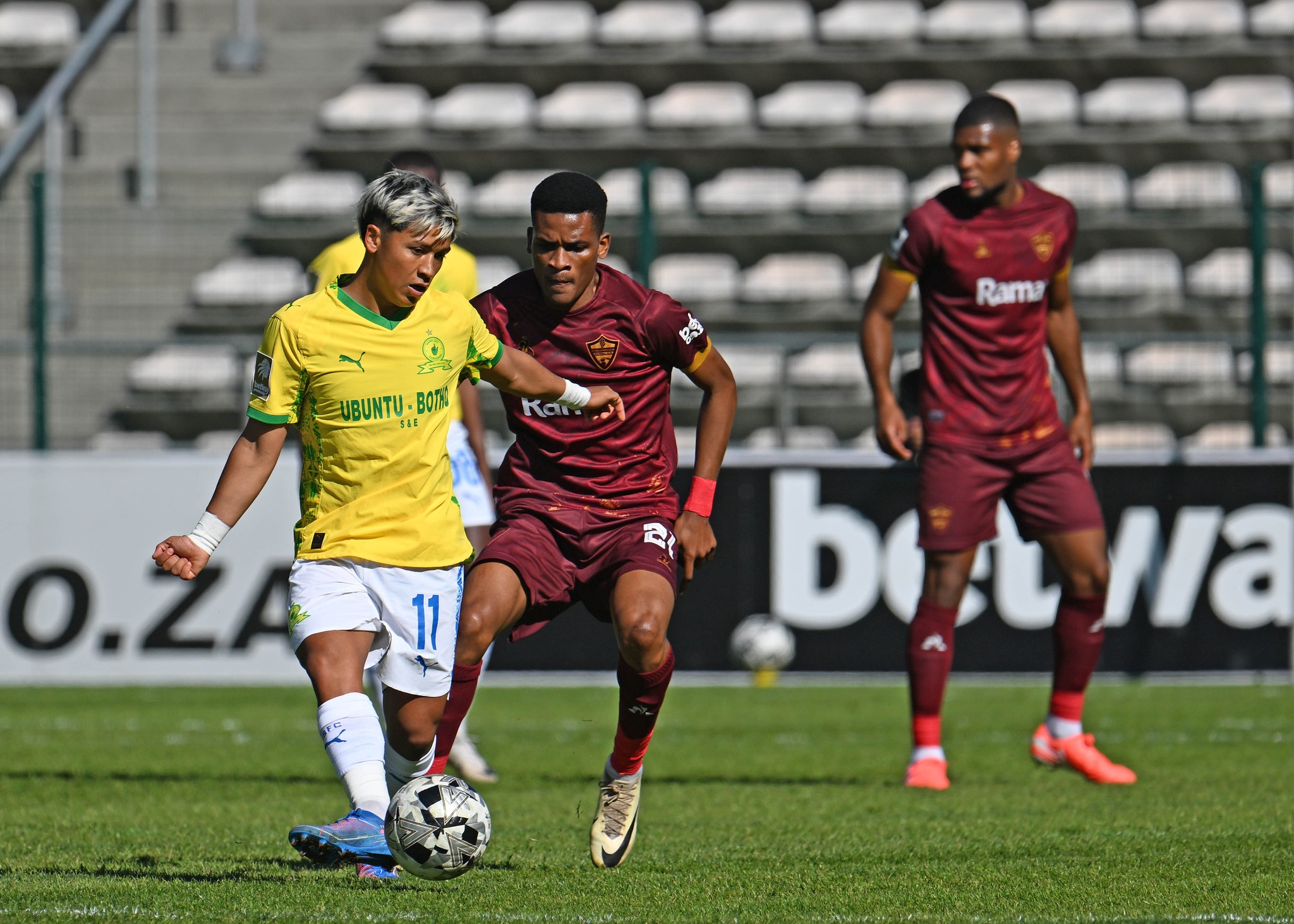 Mamelodi Sundowns stay in control at Stellenbosch
