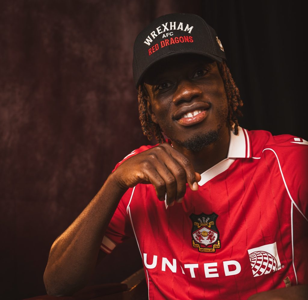 Issa Kabore joins Wrexham AFC on loan from Manchester City