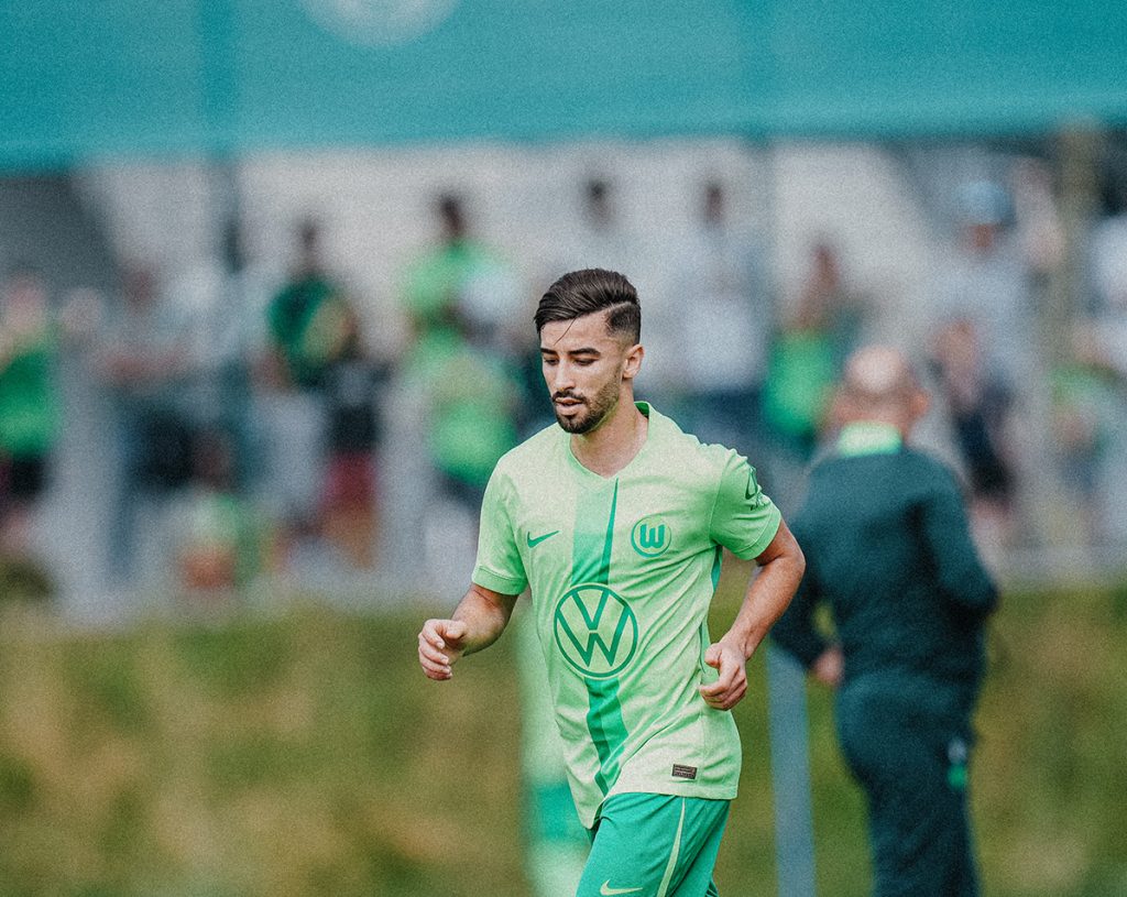 Video: Amoura on target again for Wolfsburg but forced off injured in Köln draw