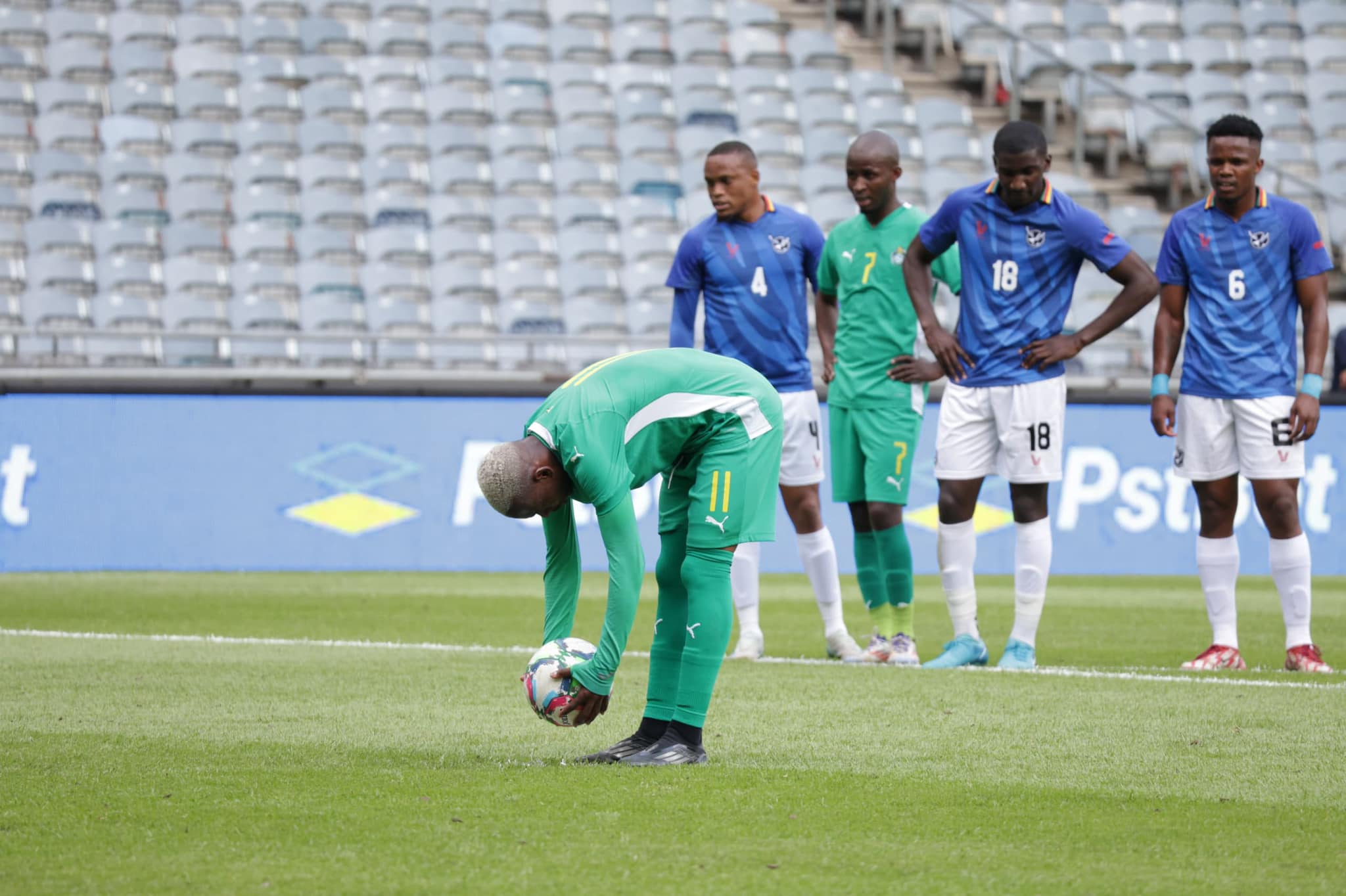 World Cup (Q): Khama Billiat back for Zimbabwe