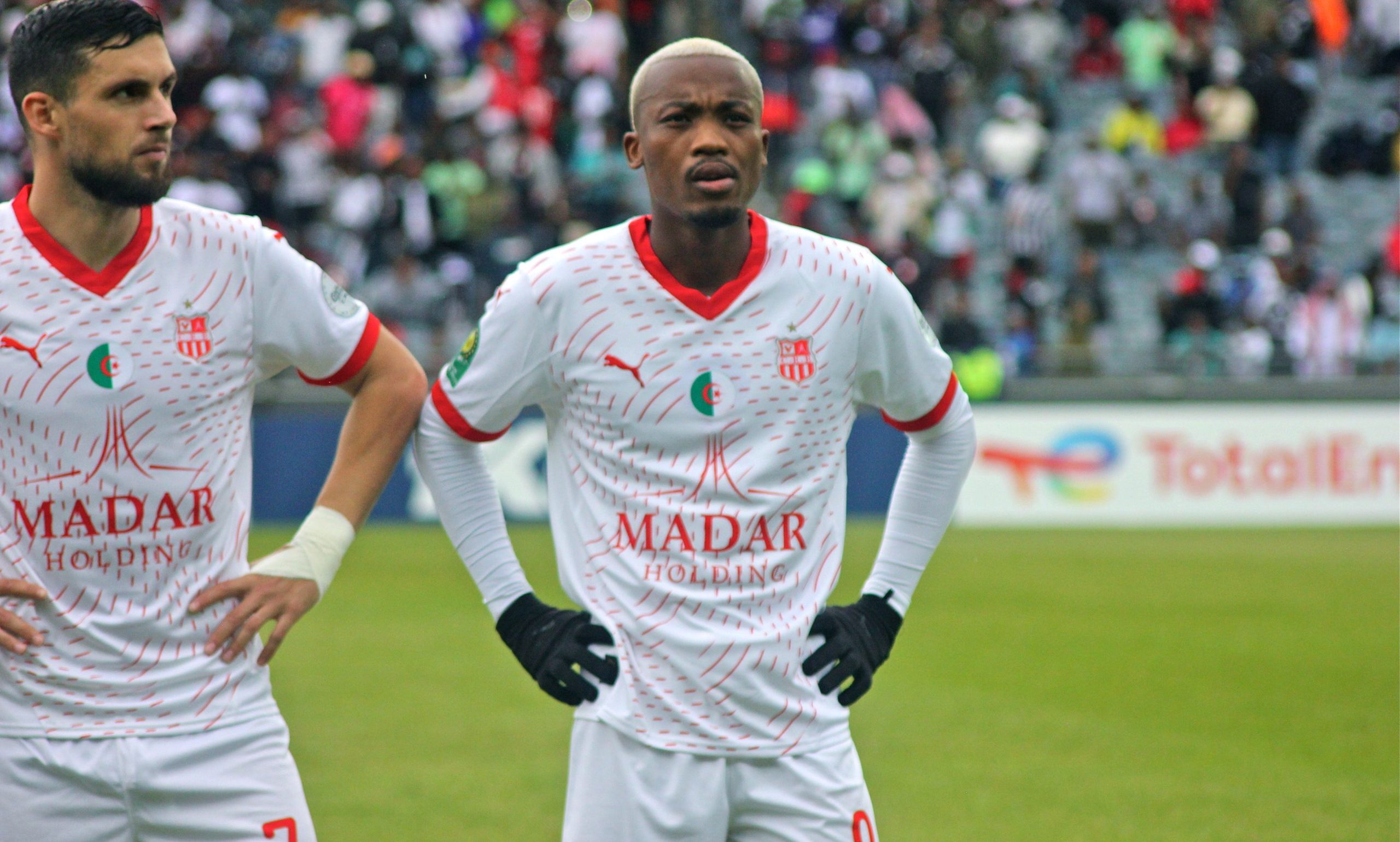 Kaizer Chiefs lure Bafana star Mayo back to South Africa