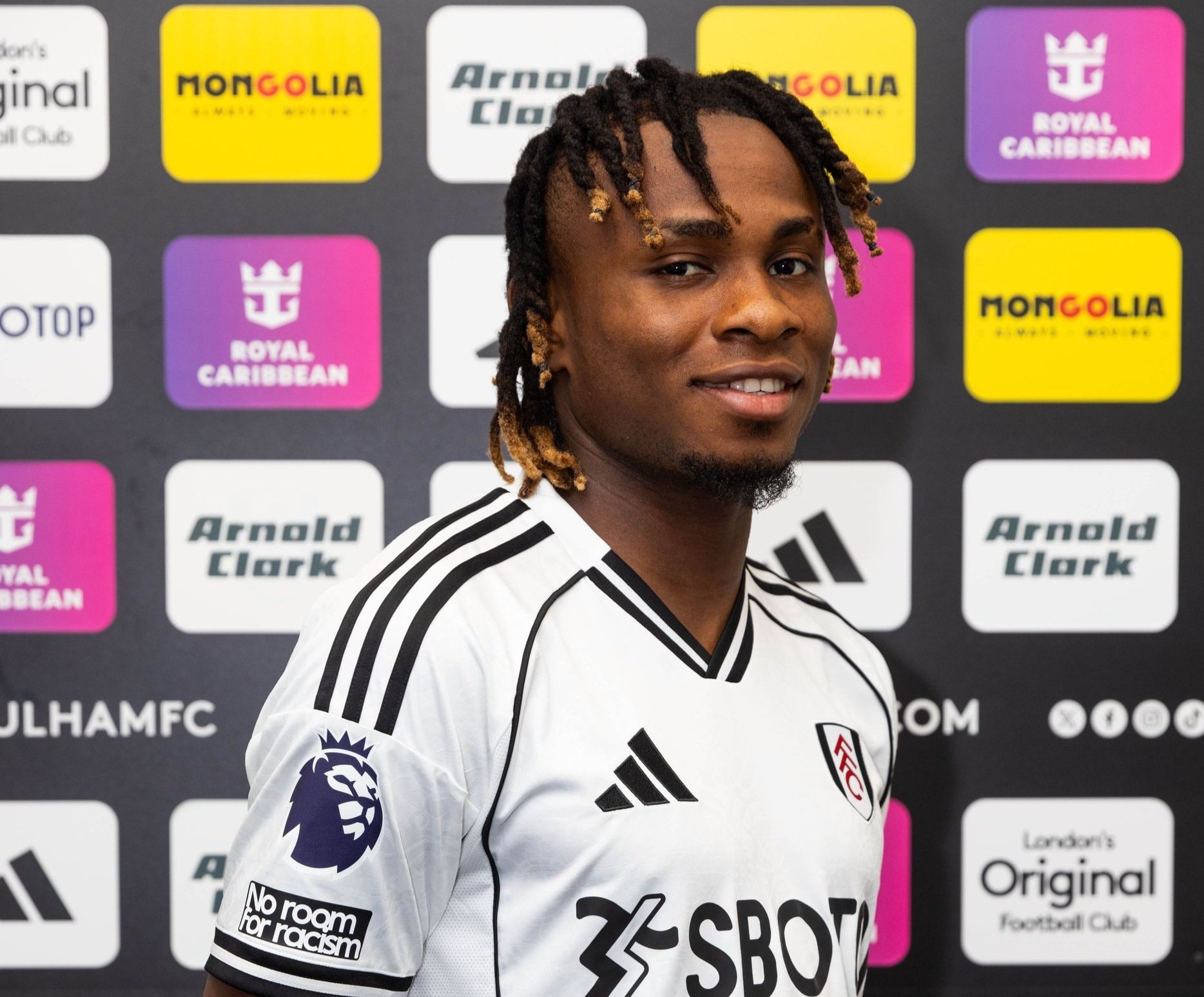 Fulham officialise le prêt de Samuel Chukwueze