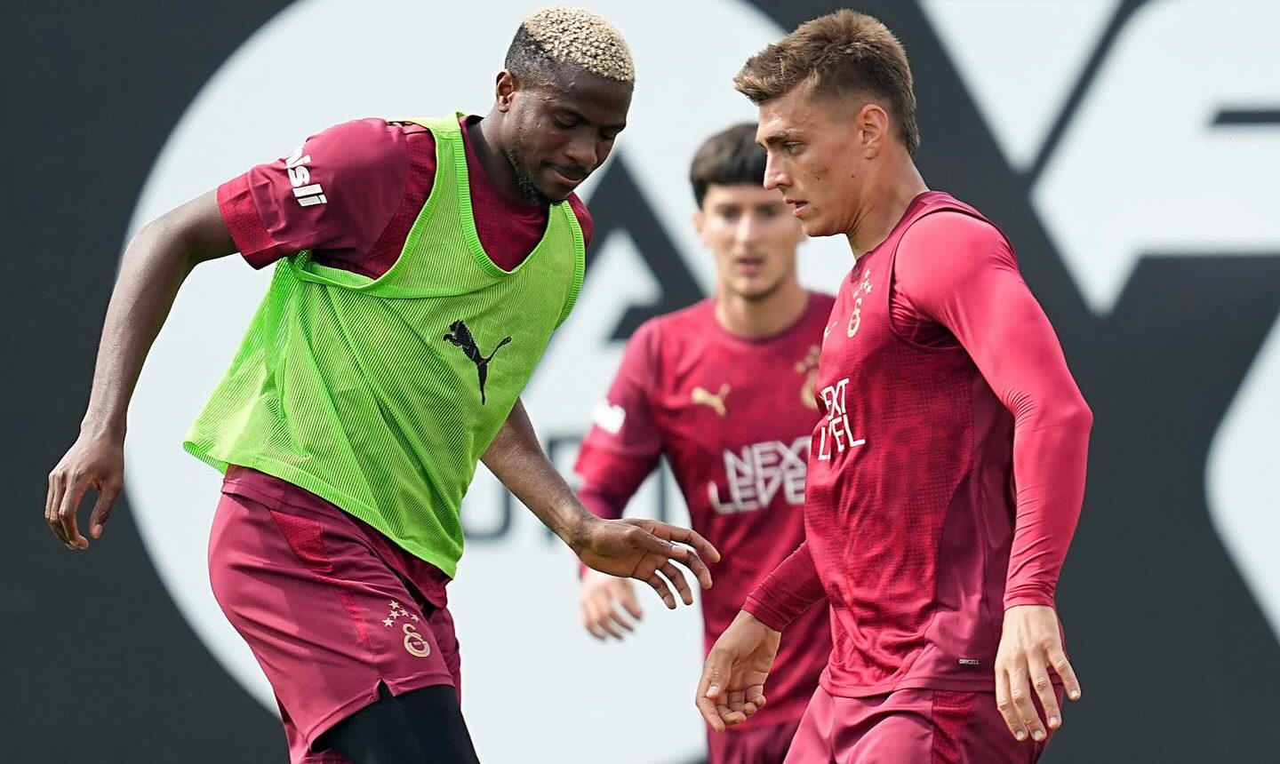 Galatasaray coach Buruk concedes Osimhen still in pain for Liverpool clash
