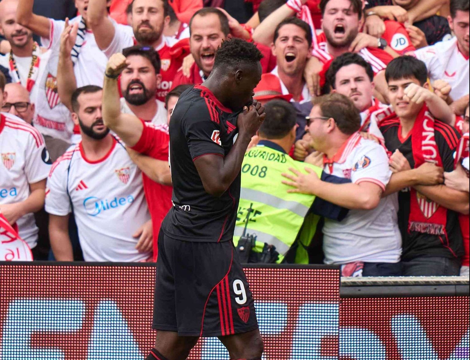 Akor Adams’ first La Liga goal gives Sevilla away win