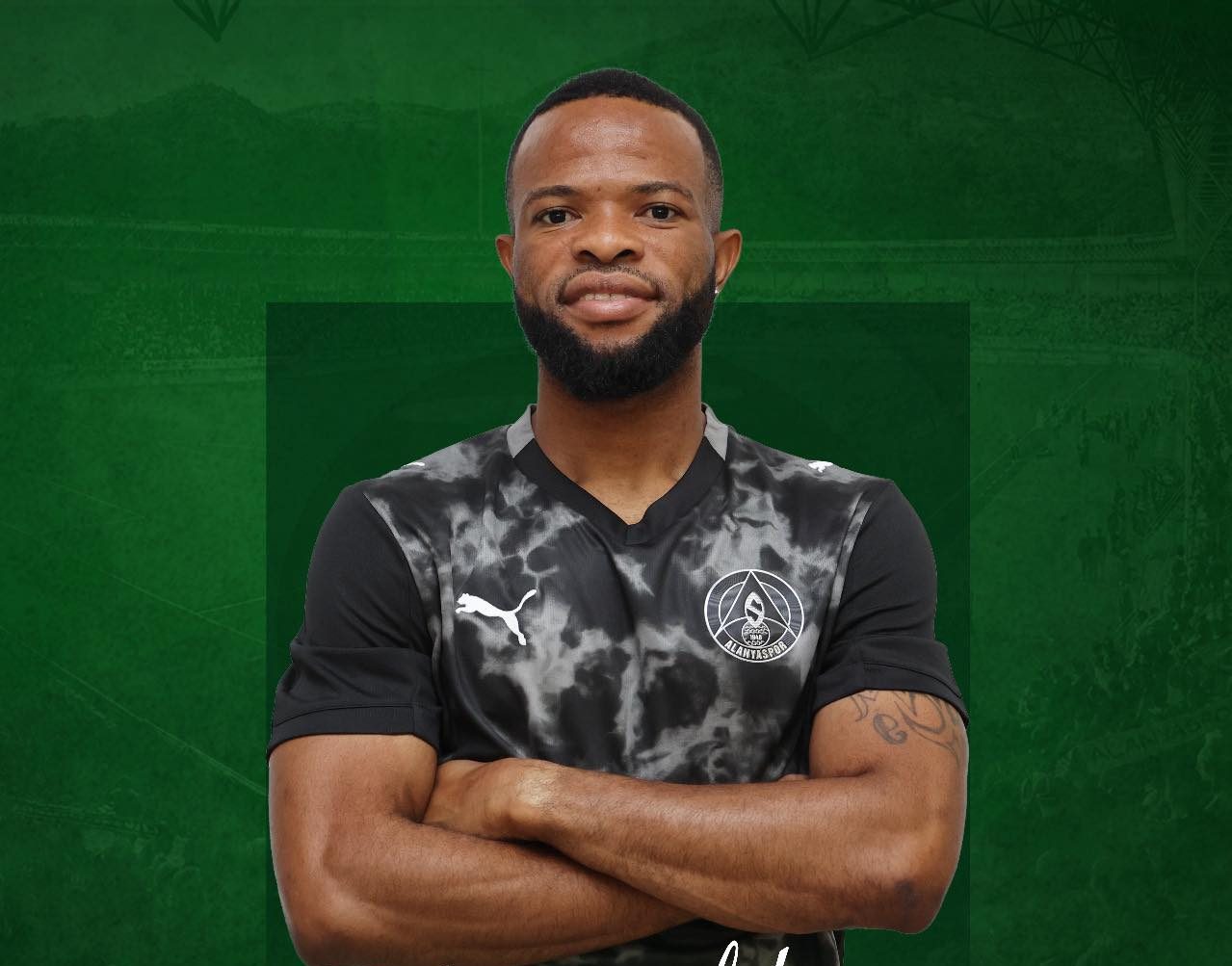 Meschack Elia: Alanyaspor acquire explosive winger