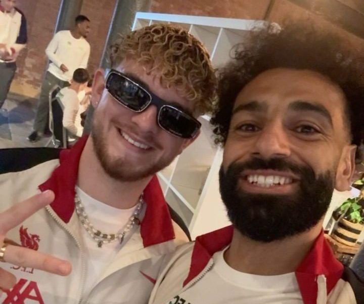 Mohamed Salah sends message to Harvey Elliott