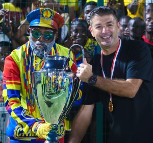 Petro de Luanda celebrate winning the 2025 Supertaca de Angola