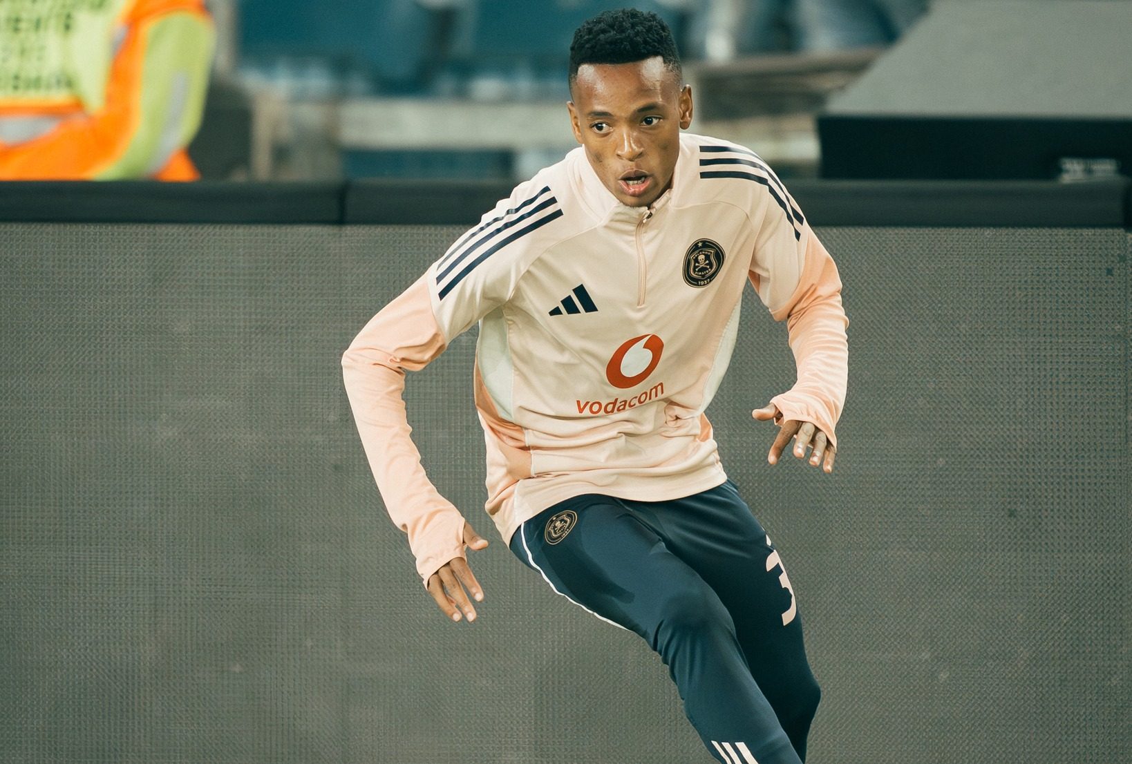 Orlando Pirates provide key injury update on Rele Mofokeng