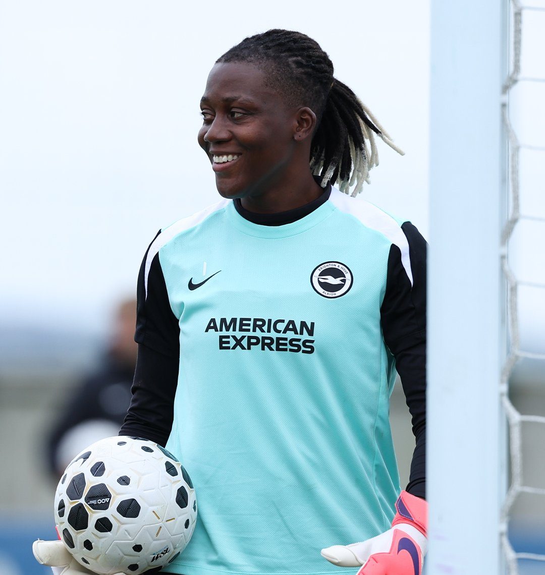 Chiamaka Nnadozie nominated for WSL Player of the Month award