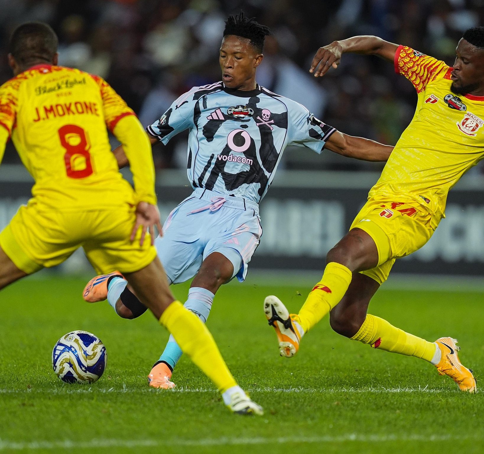 Carling Knockout: Orlando Pirates qualify for semifinals