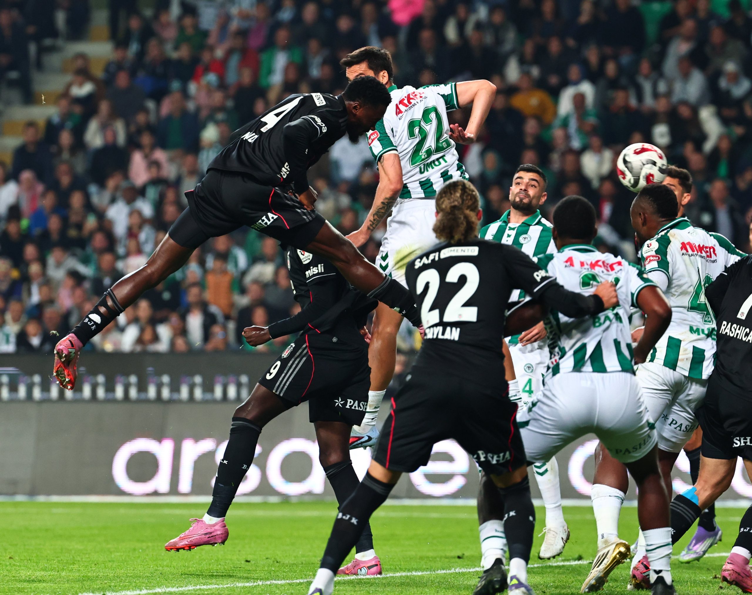 Wilfred Ndidi helps Besiktas to victory