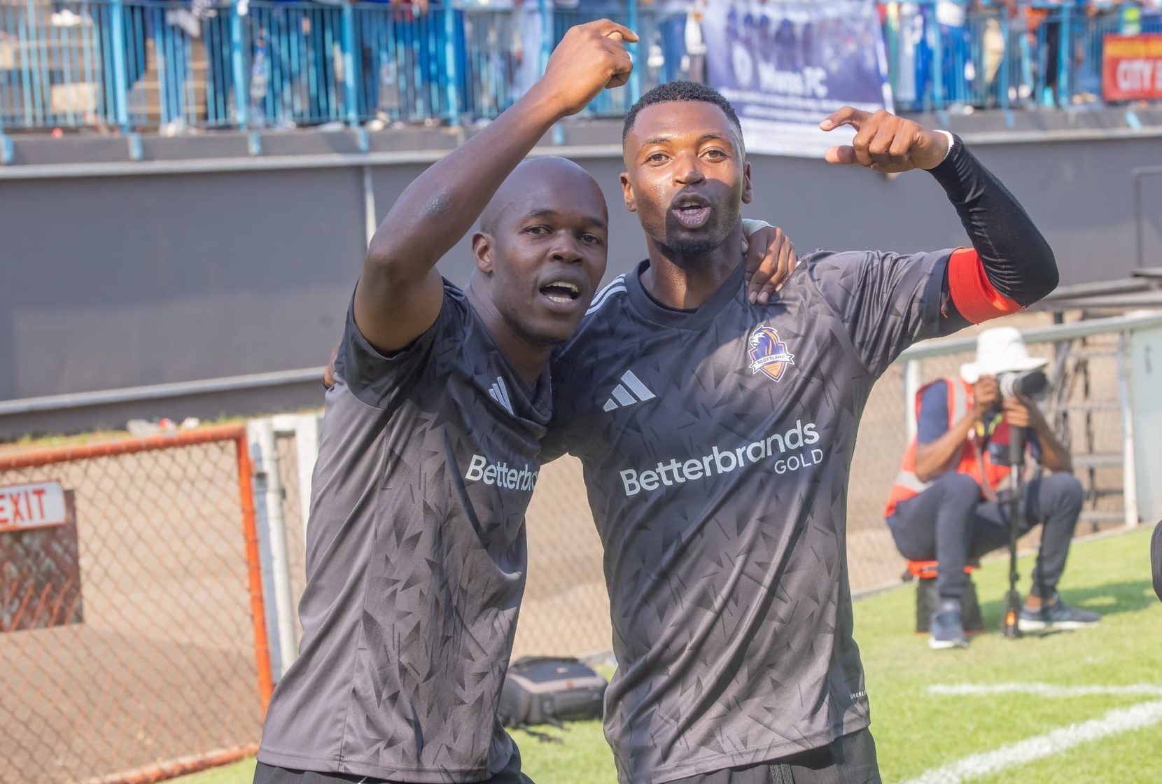 Musona, Billiat on cusp of Zimbabwe league glory