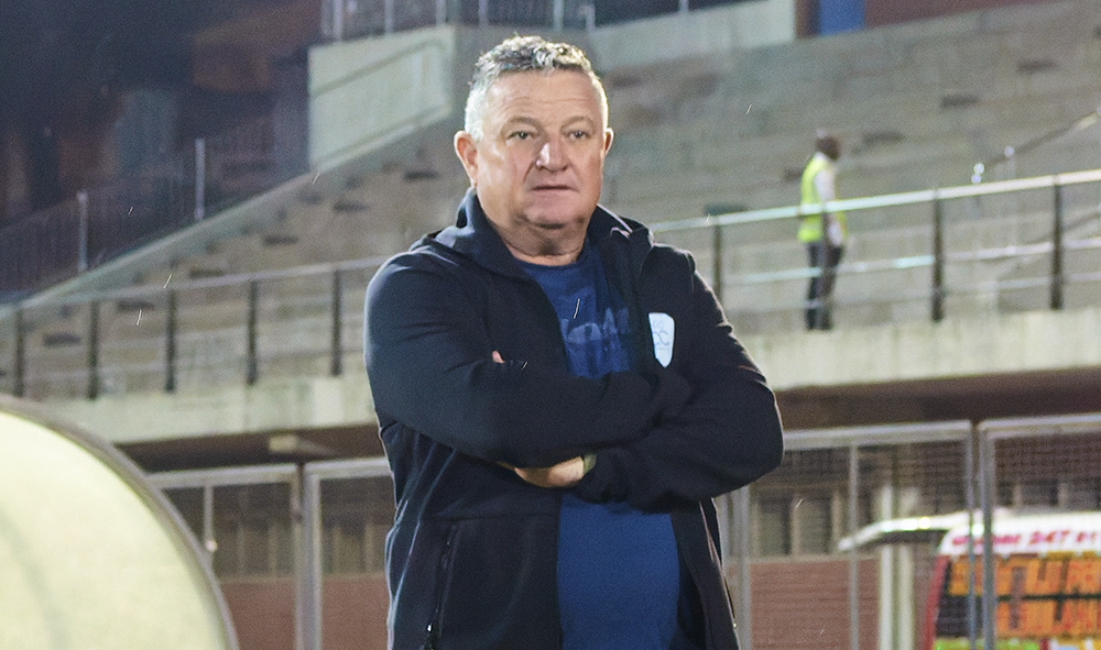 Hendricks: ‘South Africa dislikes principled Hunt, Mosimane’