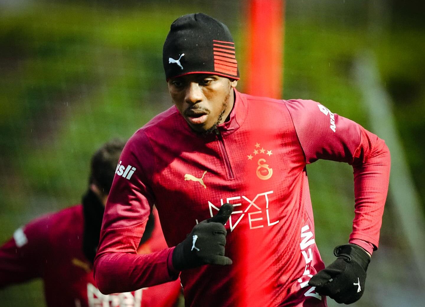 Osimhen declares readiness to face Fenerbahce in Istanbul derby