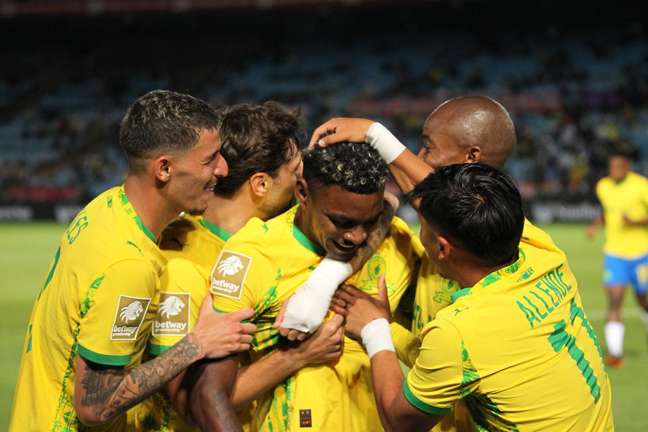 Cardoso hails Brayan León’s dream debut as Sundowns reclaim top spot