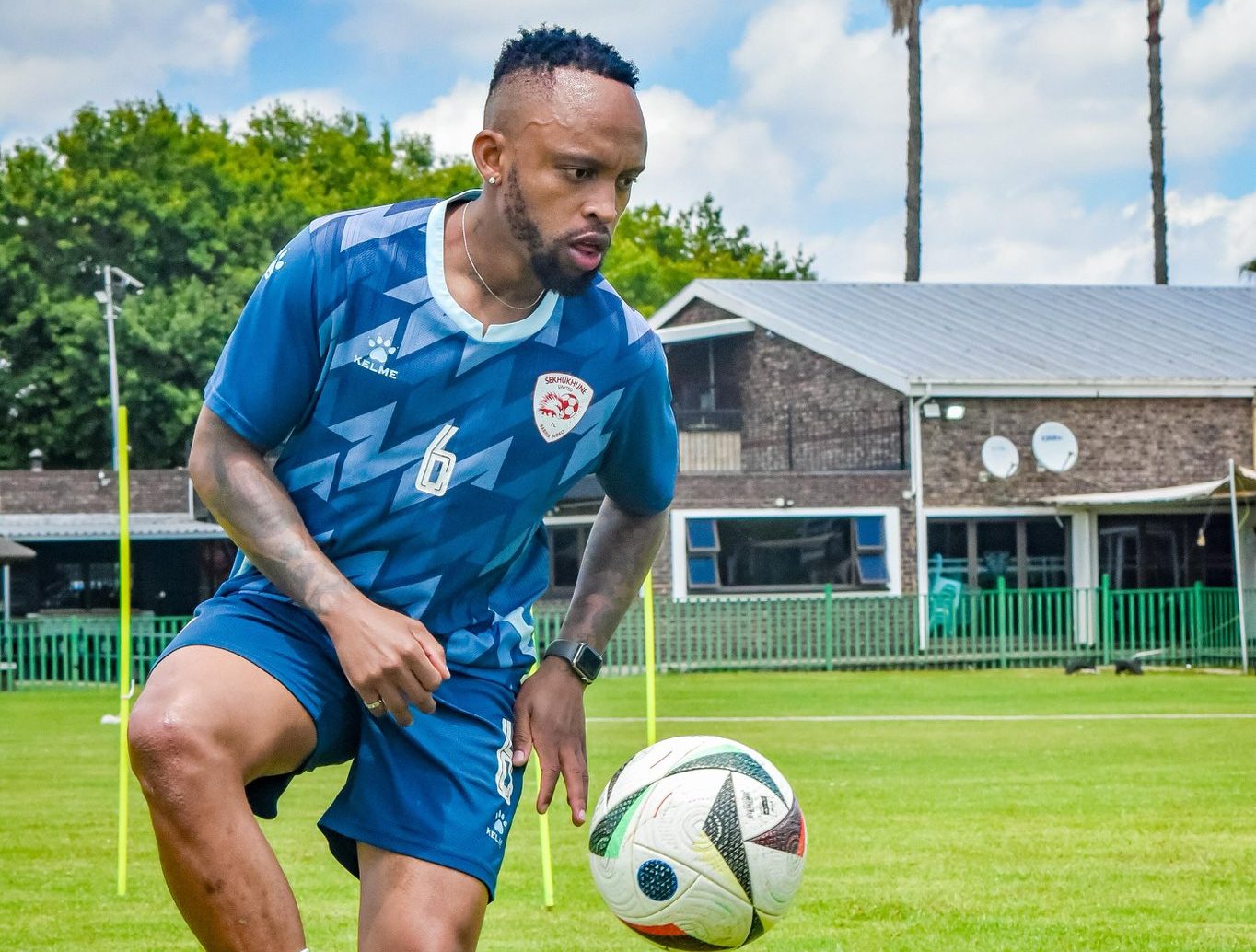 Tinkler backs ex-Bafana star Phiri to reclaim former glory