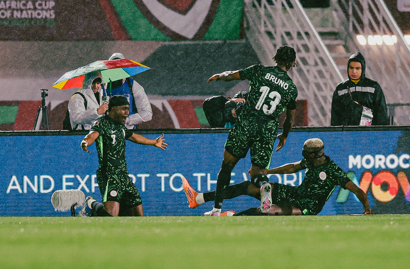 AFCON: Nigeria’s dynamic duo overwhelms Mozambique