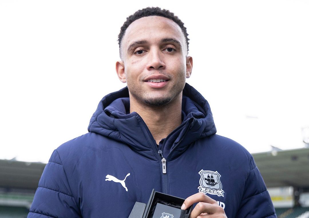 Brendan Galloway released by Plymouth Argyle