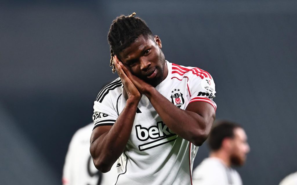Besiktas Midfielder El Bilal Toure Sidelined With Thigh Injury