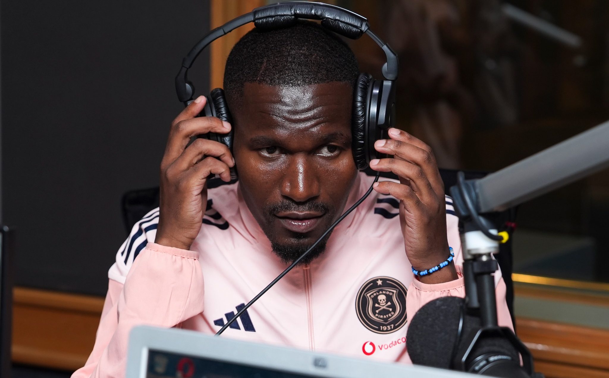 Tapelo Xoki opens up on the ‘healthy headache’ of Pirates’ squad depth