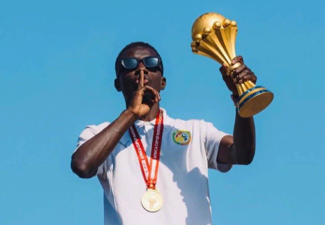 Idrissa Gueye ready to return AFCON medal to ease tension
