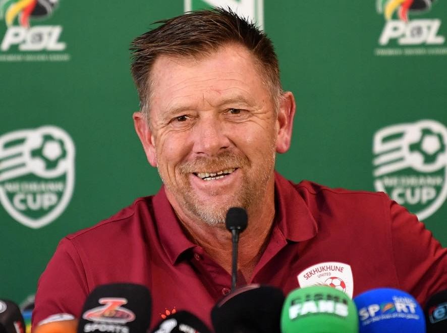 Tinkler dissects the ‘complacency trap’ facing PSL giants in Nedbank Cup