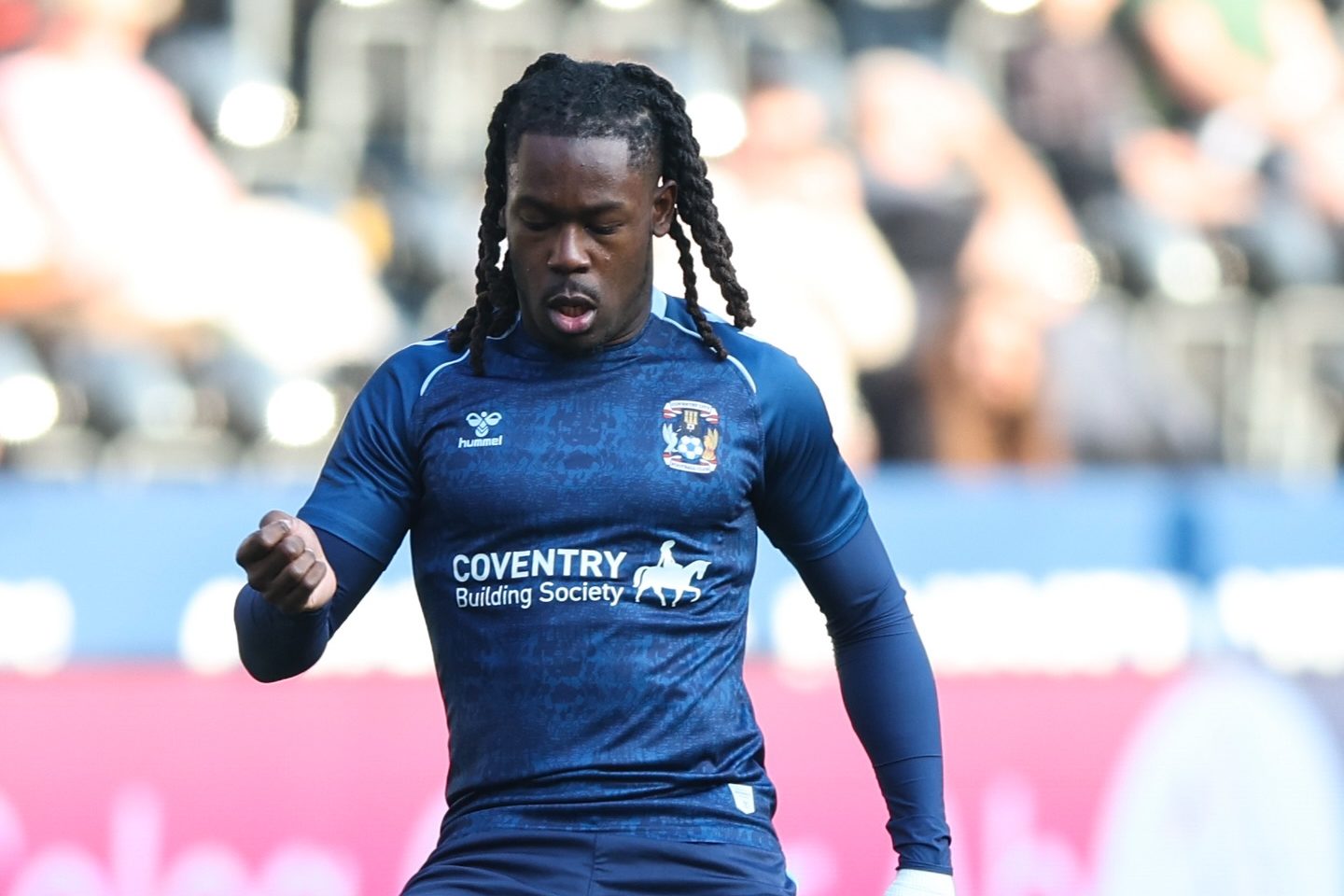 Championship: Thomas-Asante scores in Coventry City win at Swansea