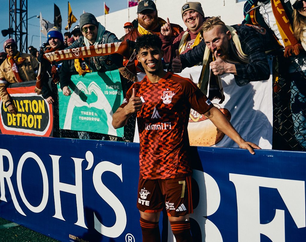 Usl Championship Recap: Darren Smith Continues Hot Start; Cameroonians Shine