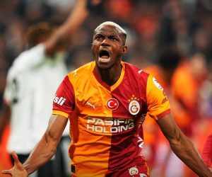 Victor Osimhen dans le viseur du Barça : Une piste réaliste ou un coup de poker risqué ?