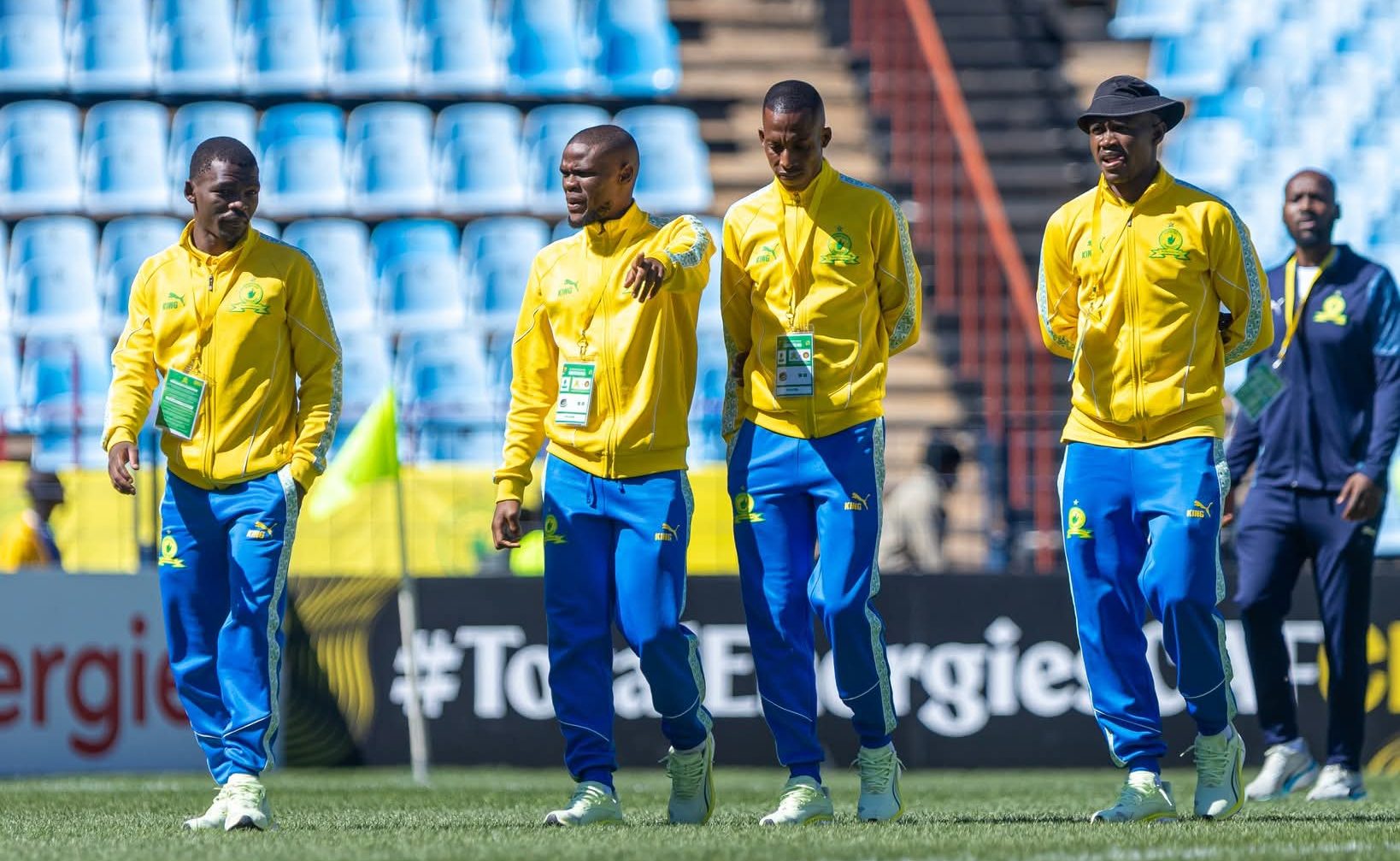 Komphela: ‘Sundowns desperate to wrap it up’