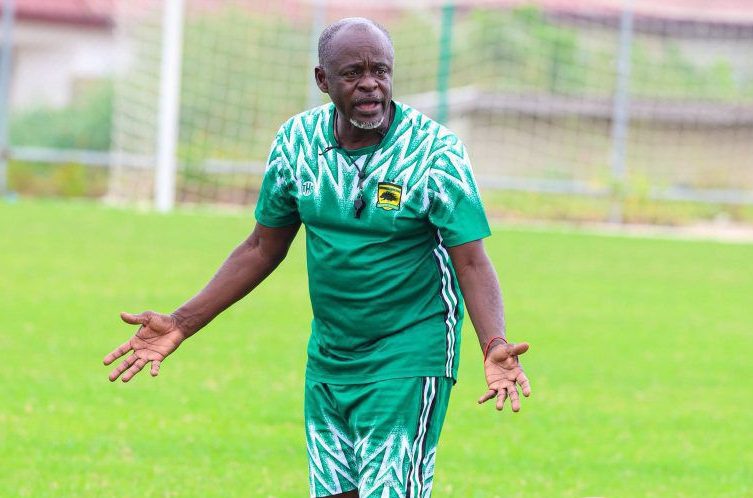 Ghana: Asante Kotoko debunk rumours of Prince Owusu exit