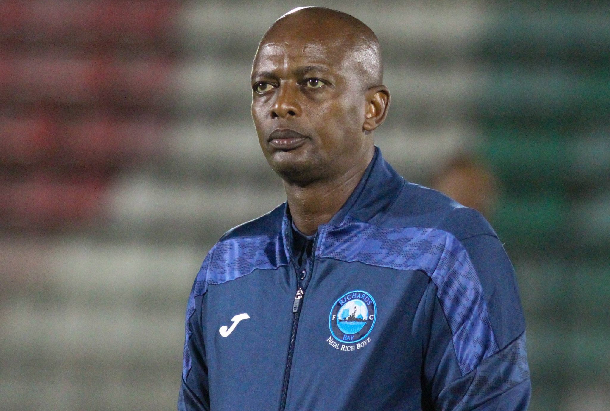 No favours for Pirates: Zothwane issues Sundowns warning