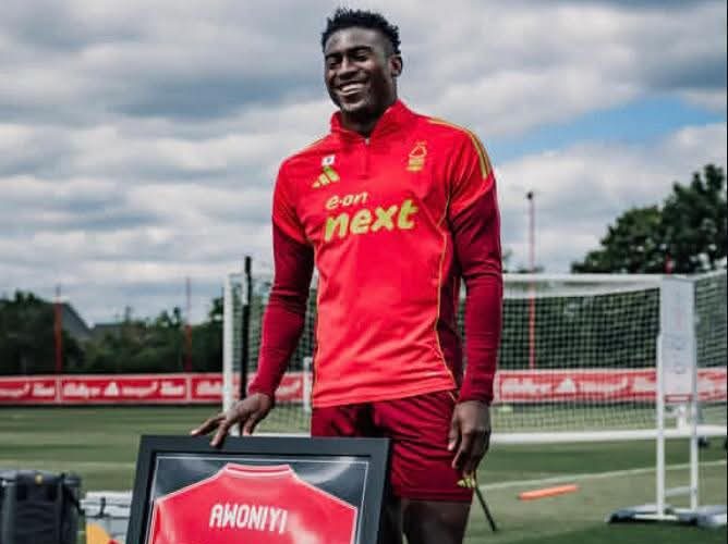 Taiwo Awoniyi honours Nottingham Forest teammates after reaching 100-cap milestone