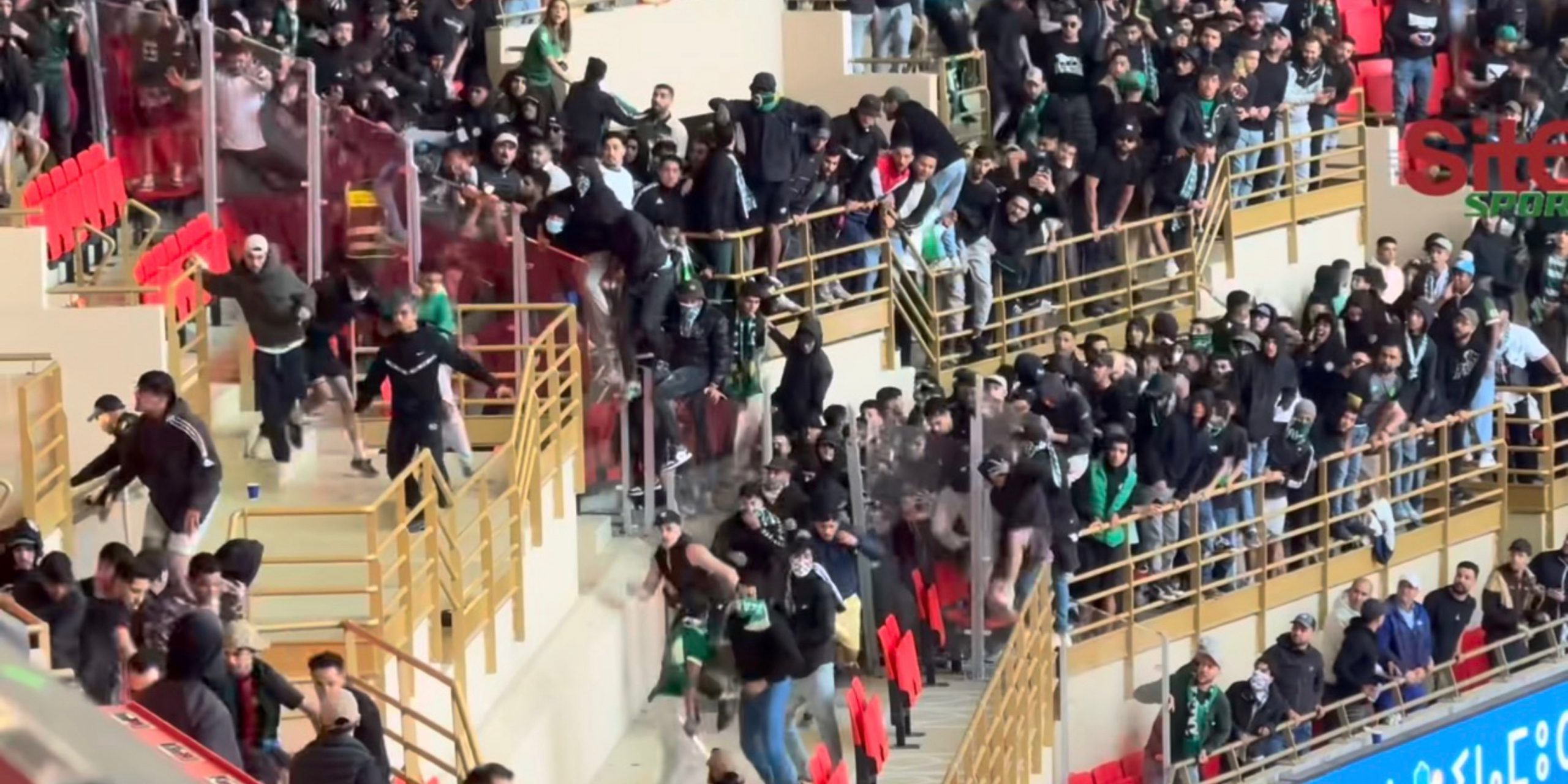 Violences lors du Clasico Marocain: lourdes sanctions contre l’AS FAR et le Raja